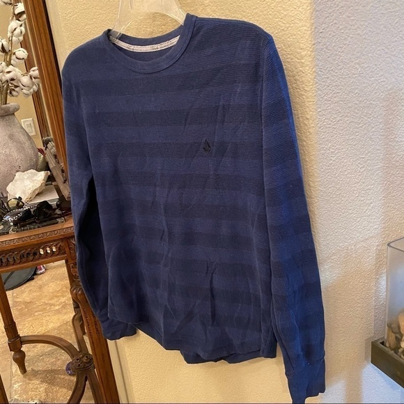 VOLCOM Blue Striped Long Sleeve Top Size Small - Picture 2 of 5